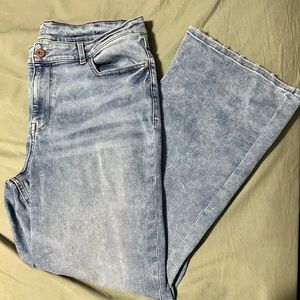22W Edgely by Maurices Light-wash Denim Flare Leg